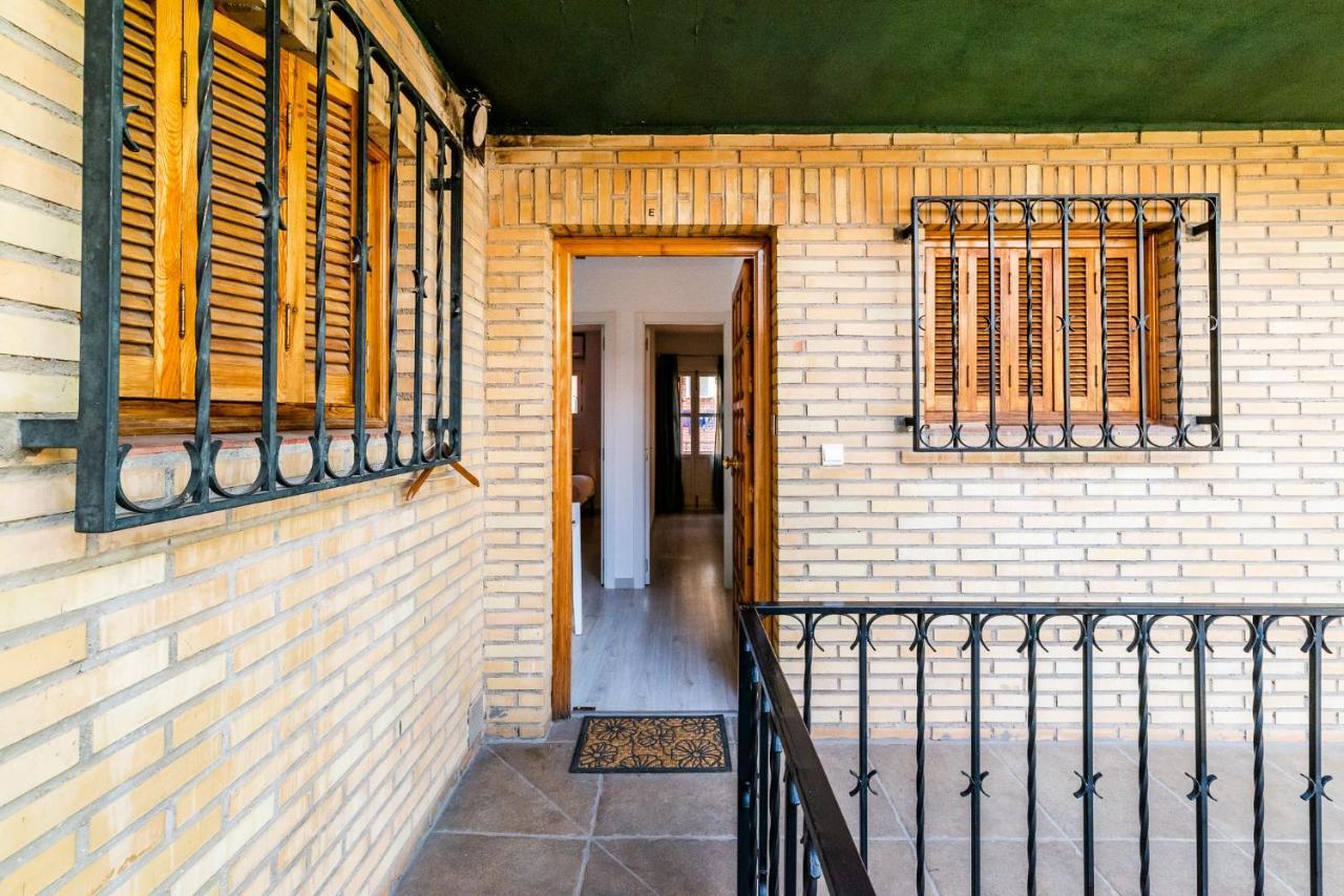 Precioso Apartamento Con Parking En Granada Eksteriør billede
