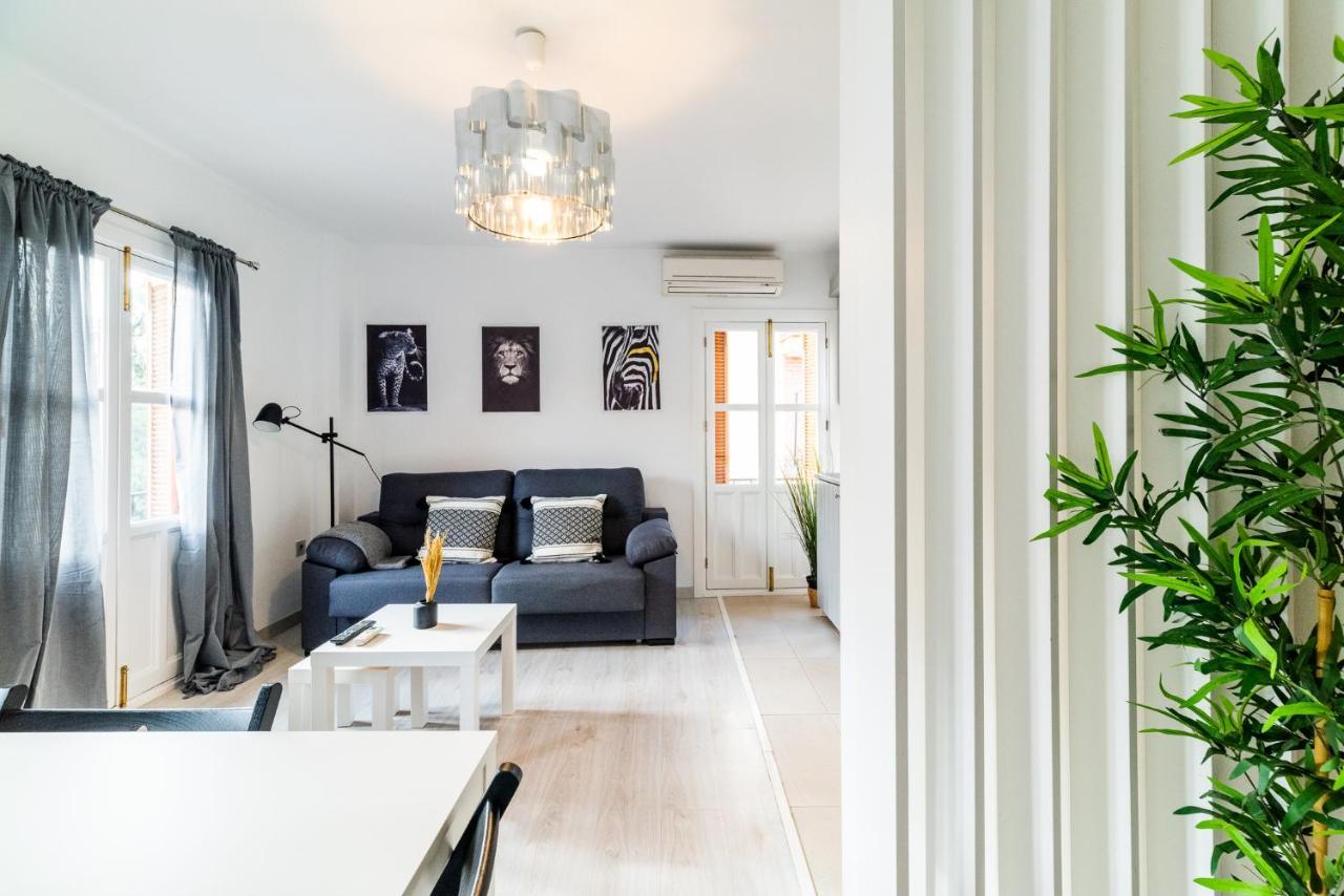 Precioso Apartamento Con Parking En Granada Eksteriør billede